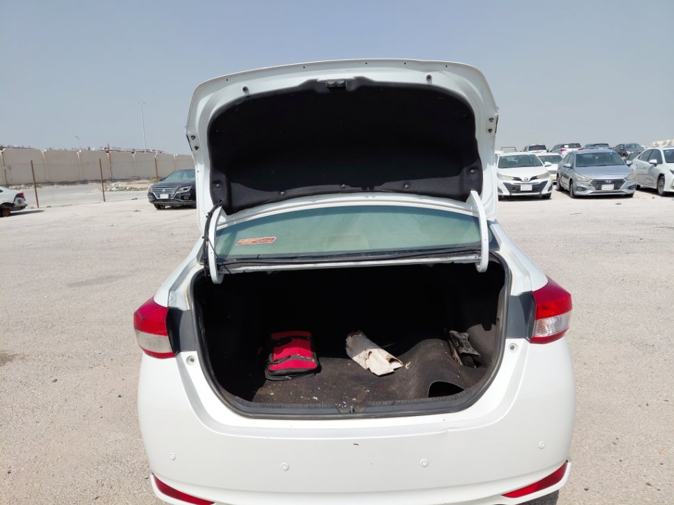 Toyota Yaris Y 2021 image