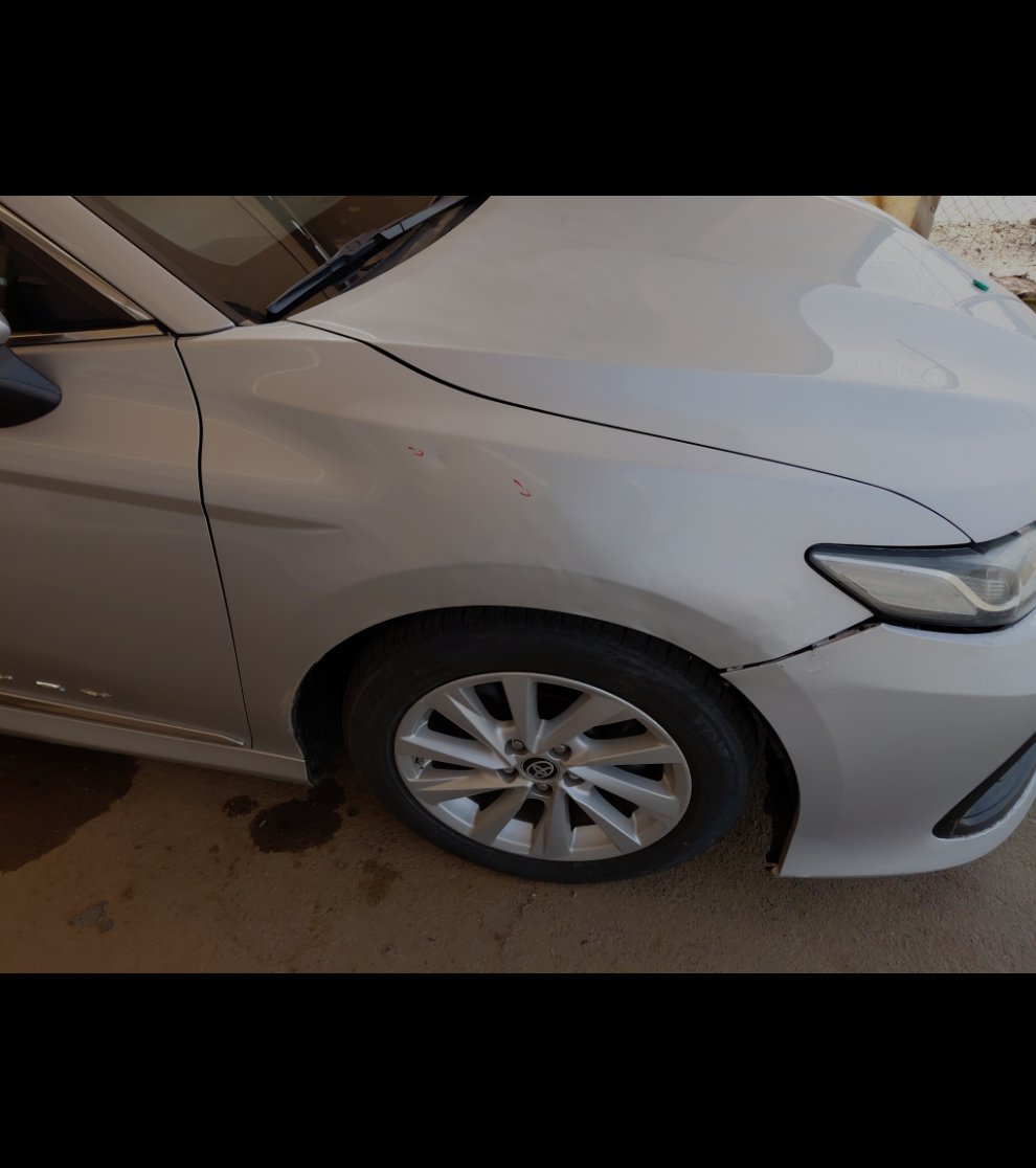 Toyota Camry GLE 2023 image