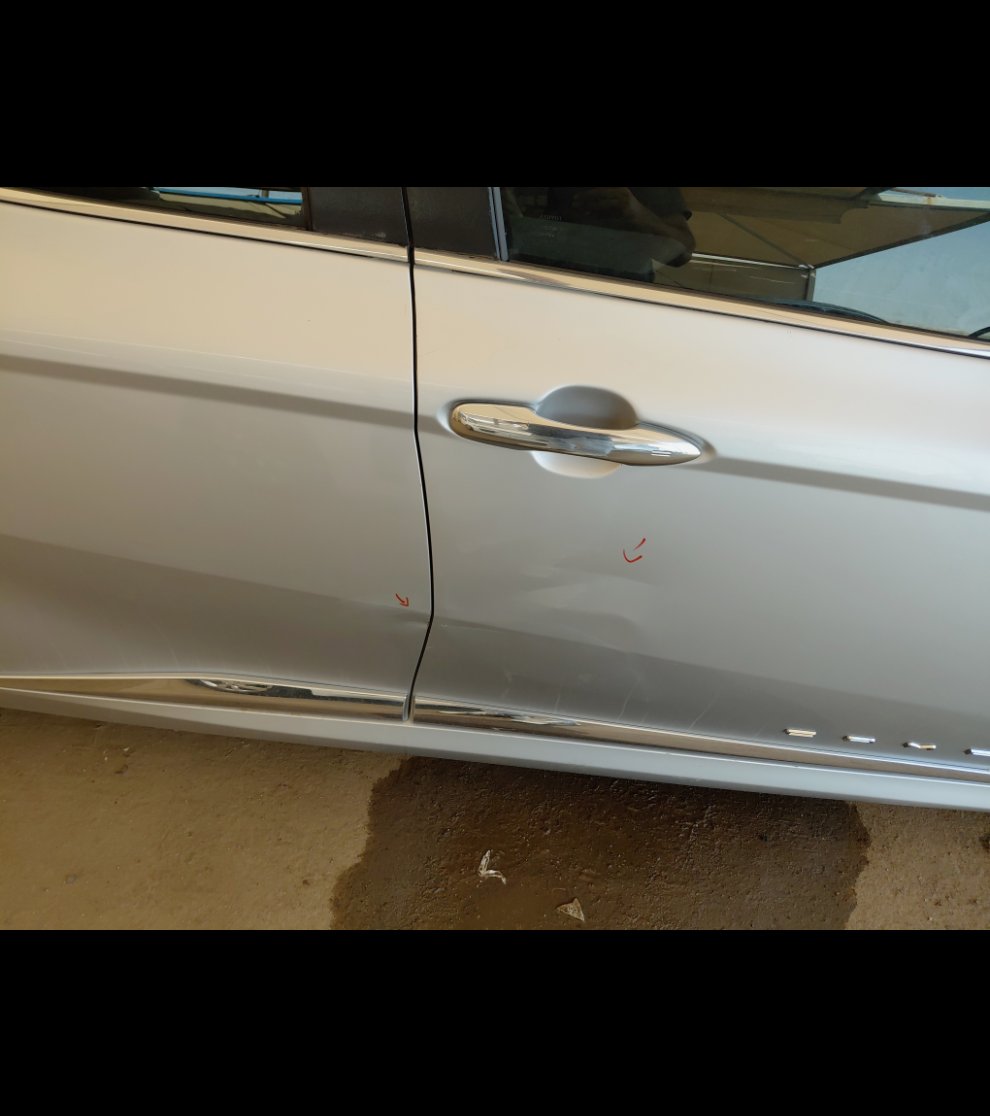 Toyota Camry GLE 2023 image