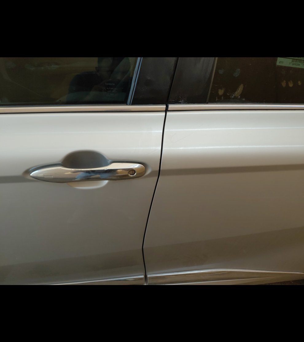 Toyota Camry GLE 2023 image