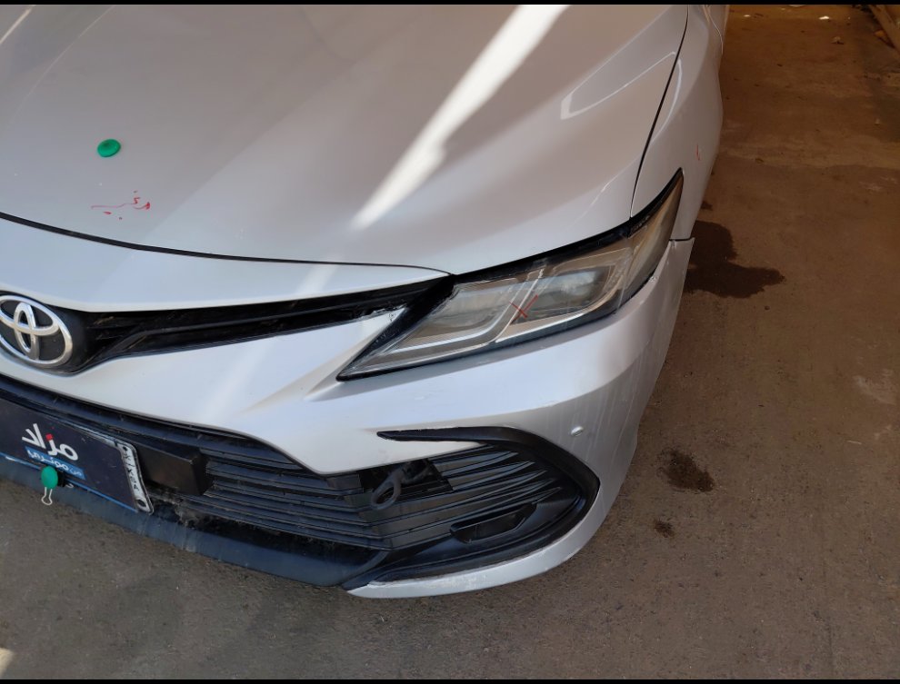 Toyota Camry GLE 2023 image