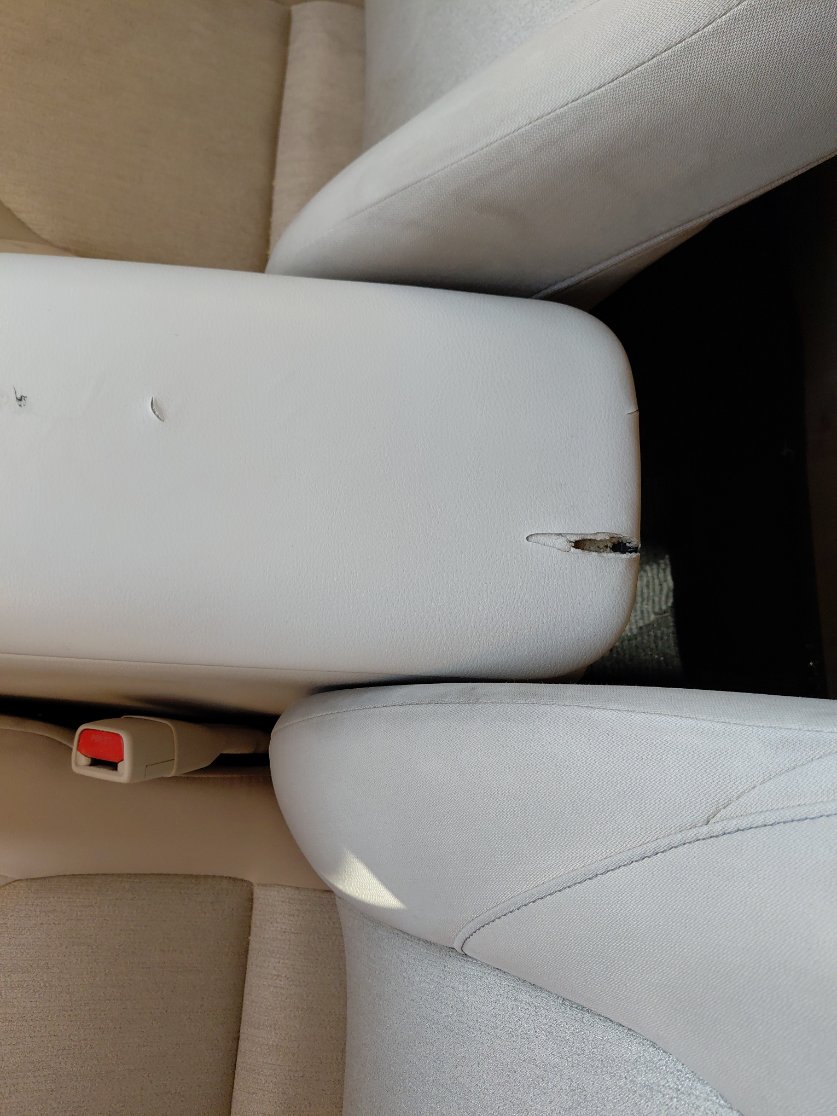 Toyota Camry GLE 2023 image