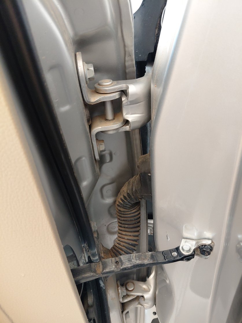 Toyota Camry GLE 2023 image