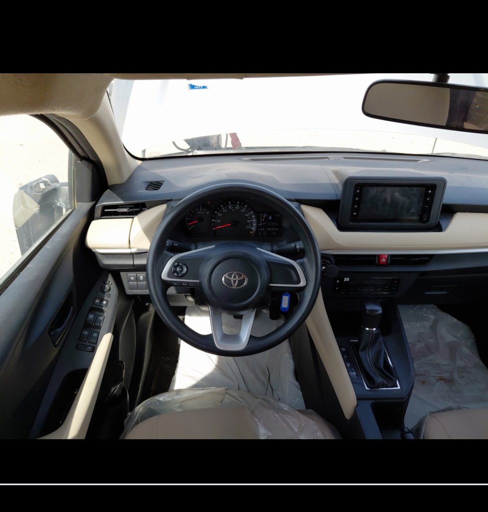 تويوتا يارس Y 2024 image