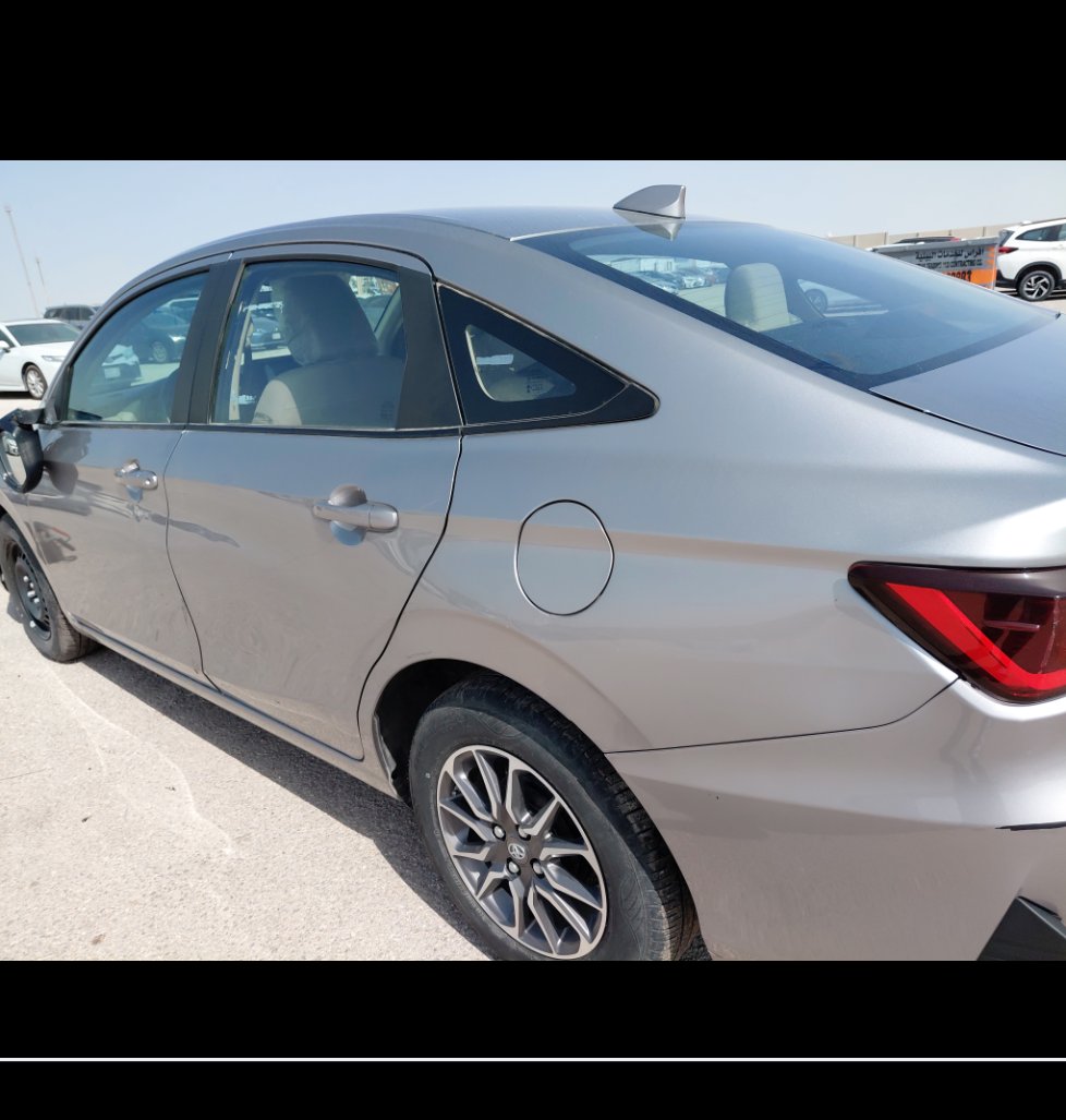 تويوتا يارس Y 2024 image