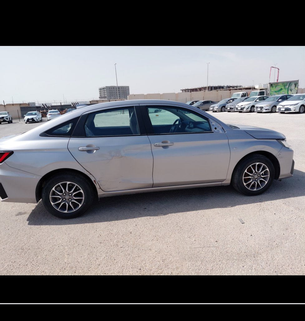 تويوتا يارس Y 2024 image