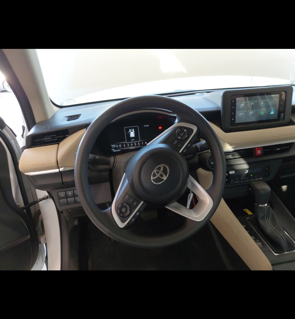 تويوتا يارس Y PLUS 2024 image