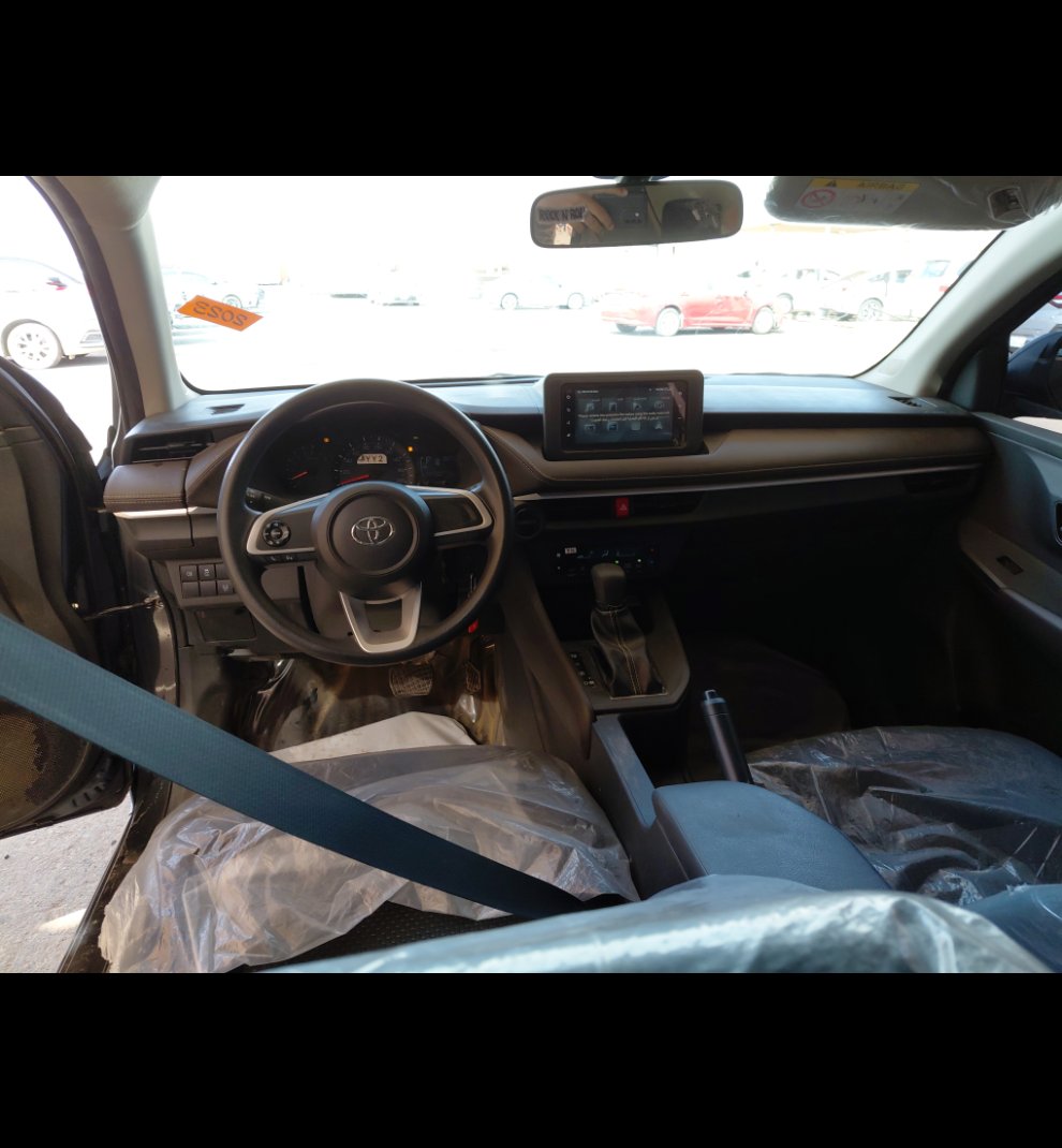 تويوتا يارس Y 2023 image