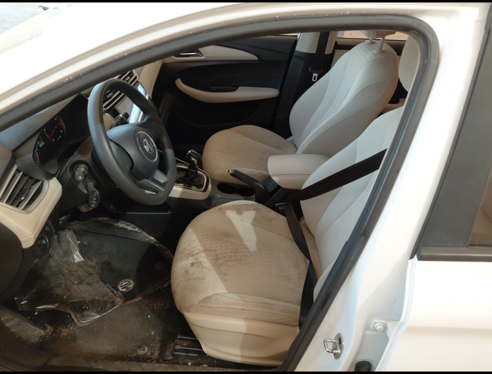 إم جي 5  2023 image