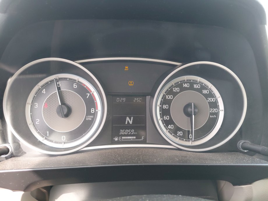 سوزوكي ديزاير GL 2024 image