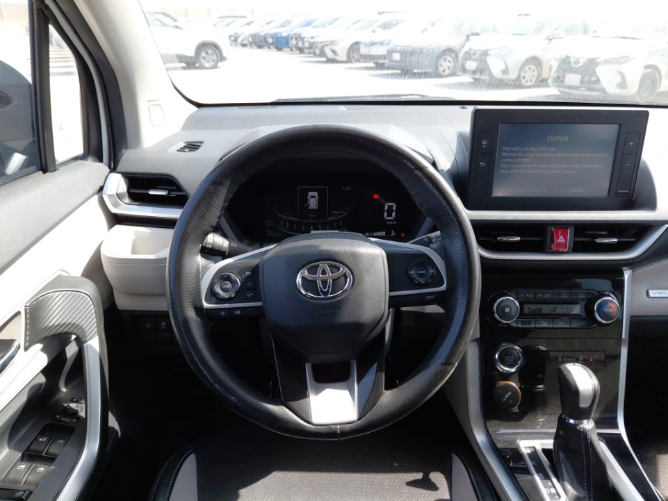 تويوتا فيلوز GLX 2024 image