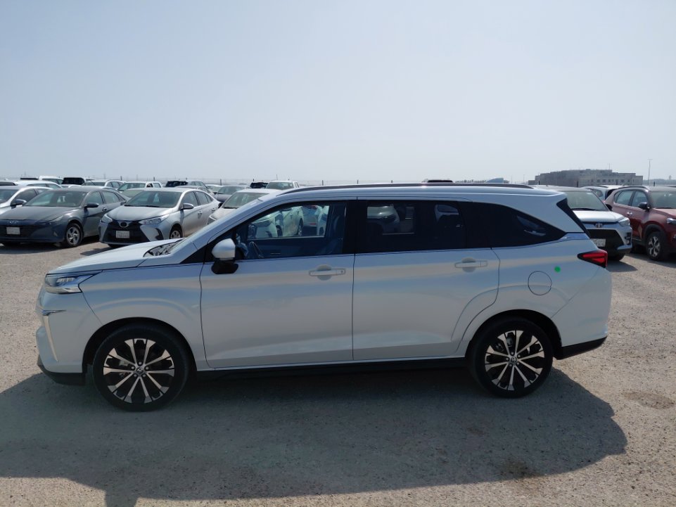 تويوتا فيلوز GLX 2024 image