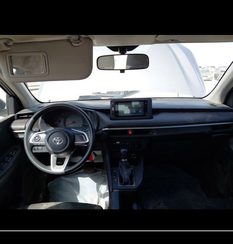 تويوتا يارس Y 2023 image