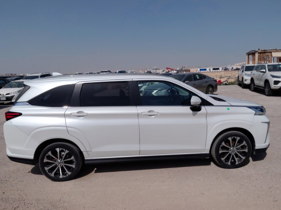 تويوتا فيلوز GLX 2024 image