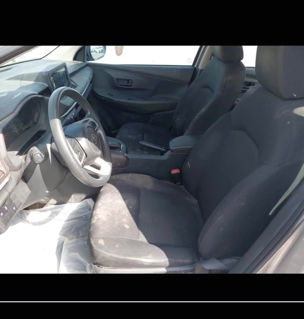 تويوتا يارس Y 2023 image