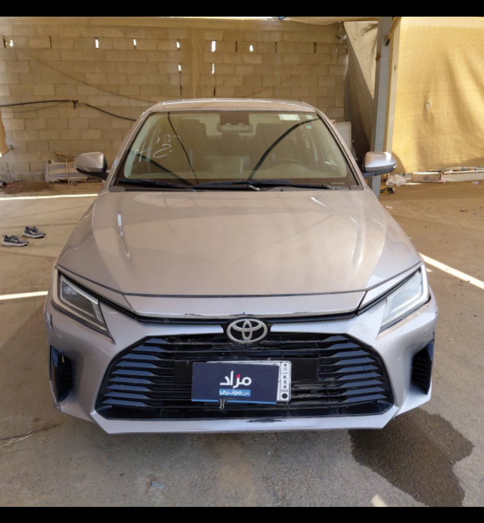 تويوتا يارس YX 2024