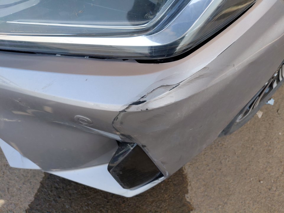 تويوتا يارس YX 2024 image