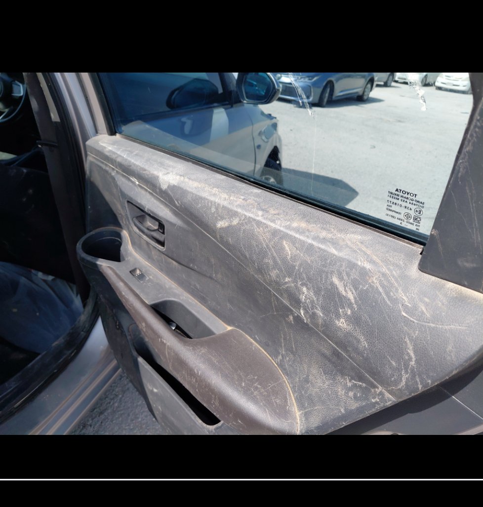 تويوتا يارس Y 2023 image