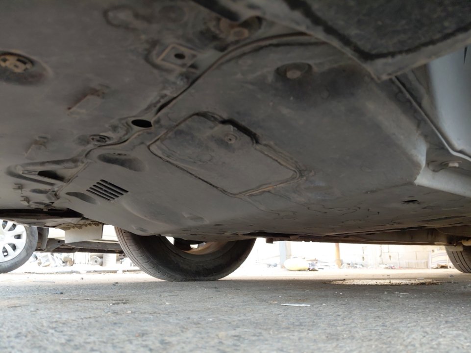 تويوتا يارس YX 2024 image