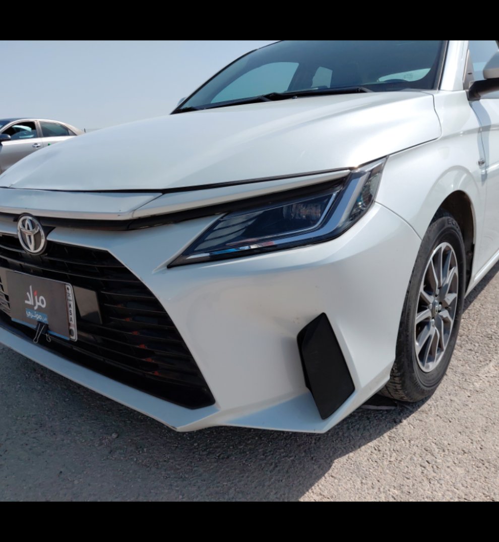 Toyota Yaris Y 2024 image