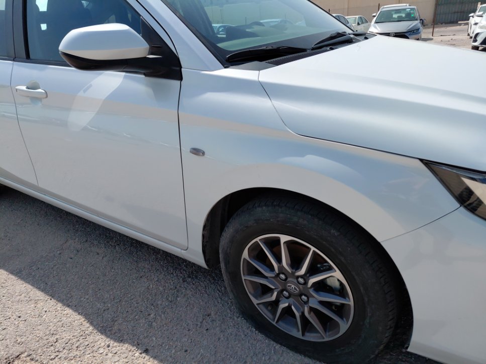 Toyota Yaris Y 2024 image