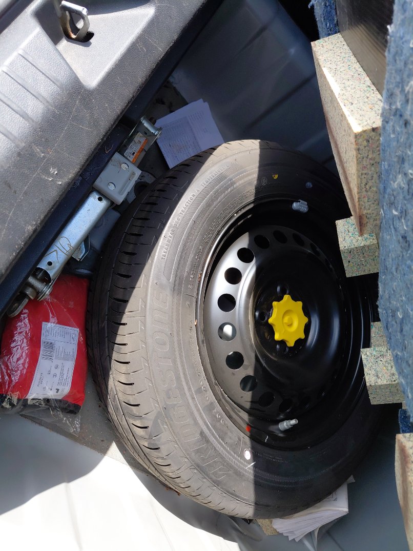 Toyota Yaris Y 2024 image