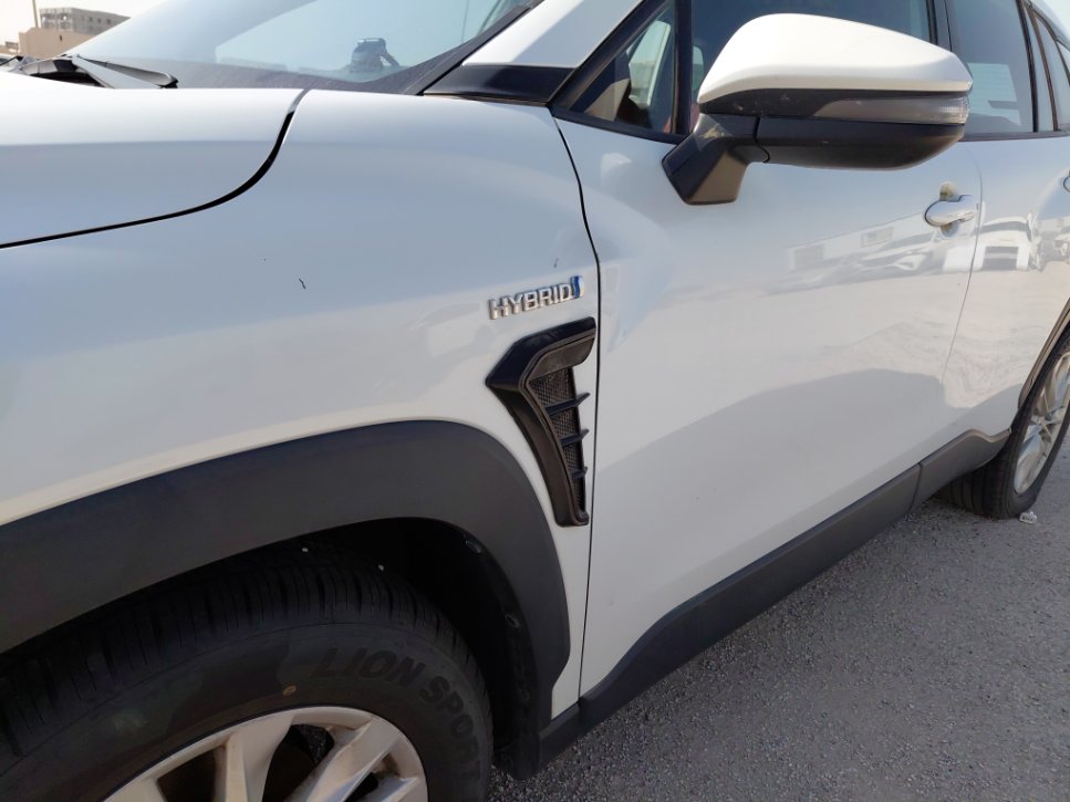 تويوتا كورولا كروس LE HEV 2023 image