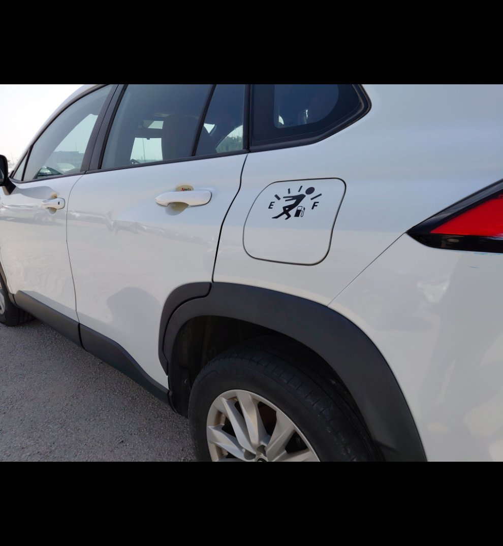 تويوتا كورولا كروس LE HEV 2023 image