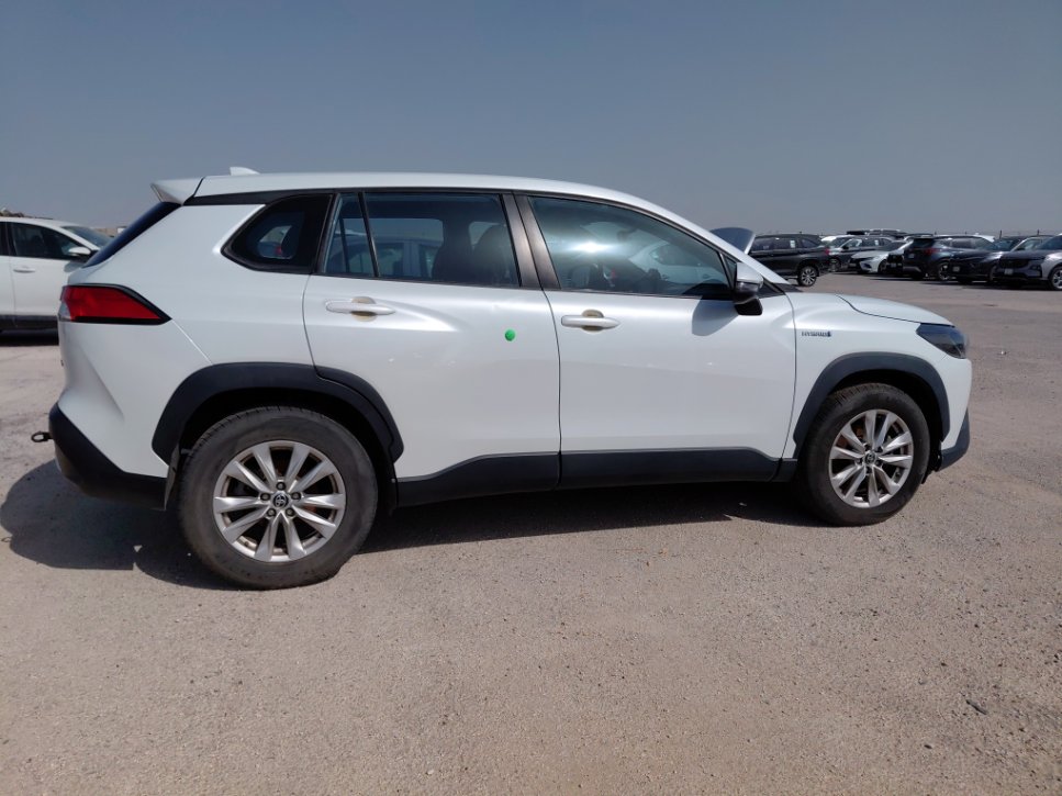 تويوتا كورولا كروس LE HEV 2023 image