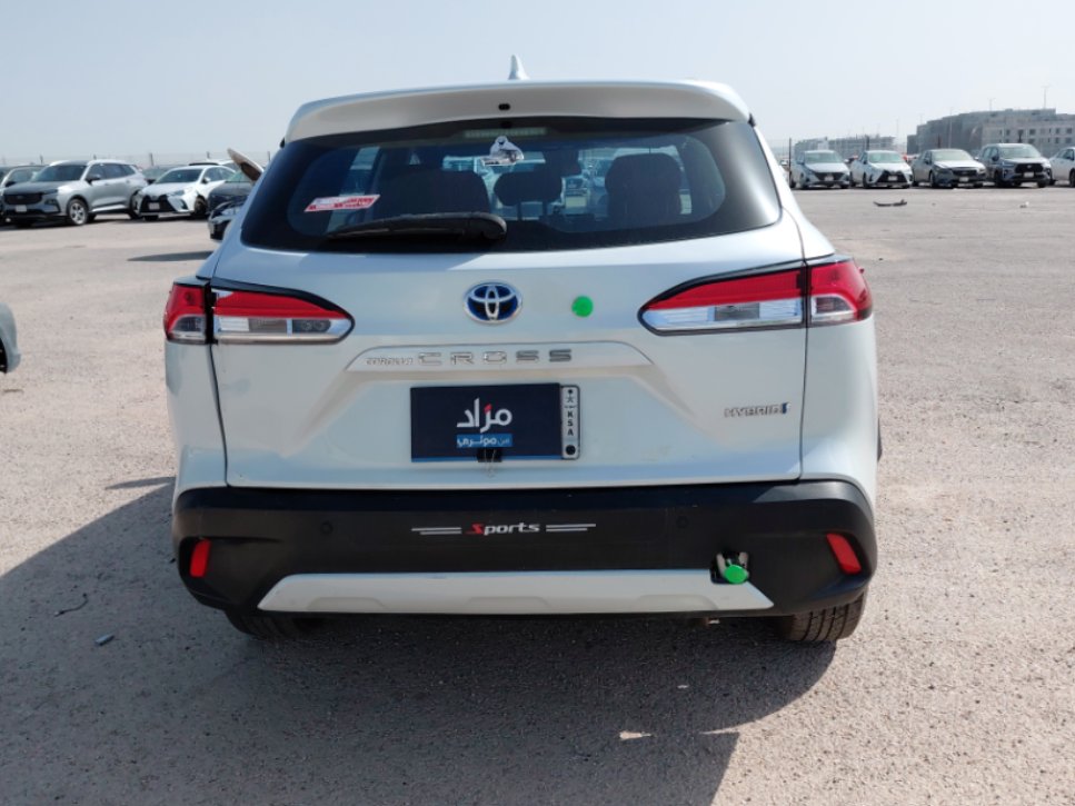 تويوتا كورولا كروس LE HEV 2023 image