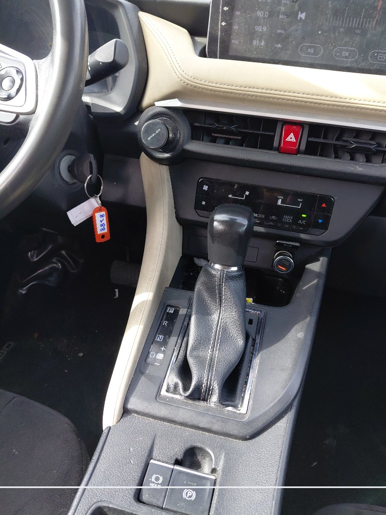 تويوتا يارس Y PLUS 2023 image