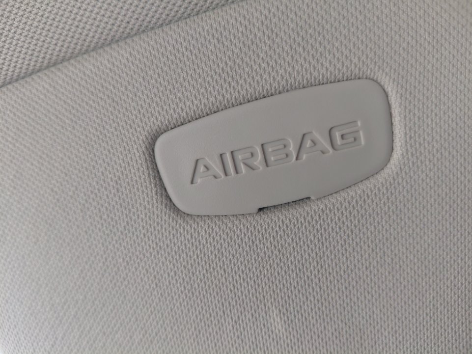 جيلي توجيلا  لوكس رياضية 2022 image