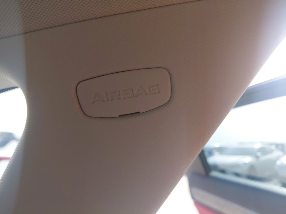 جيلي توجيلا  لوكس رياضية 2022 image