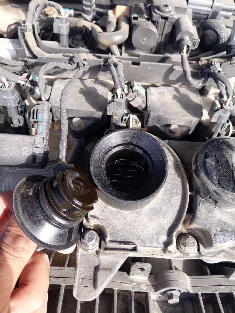 جيلي توجيلا  لوكس رياضية 2022 image