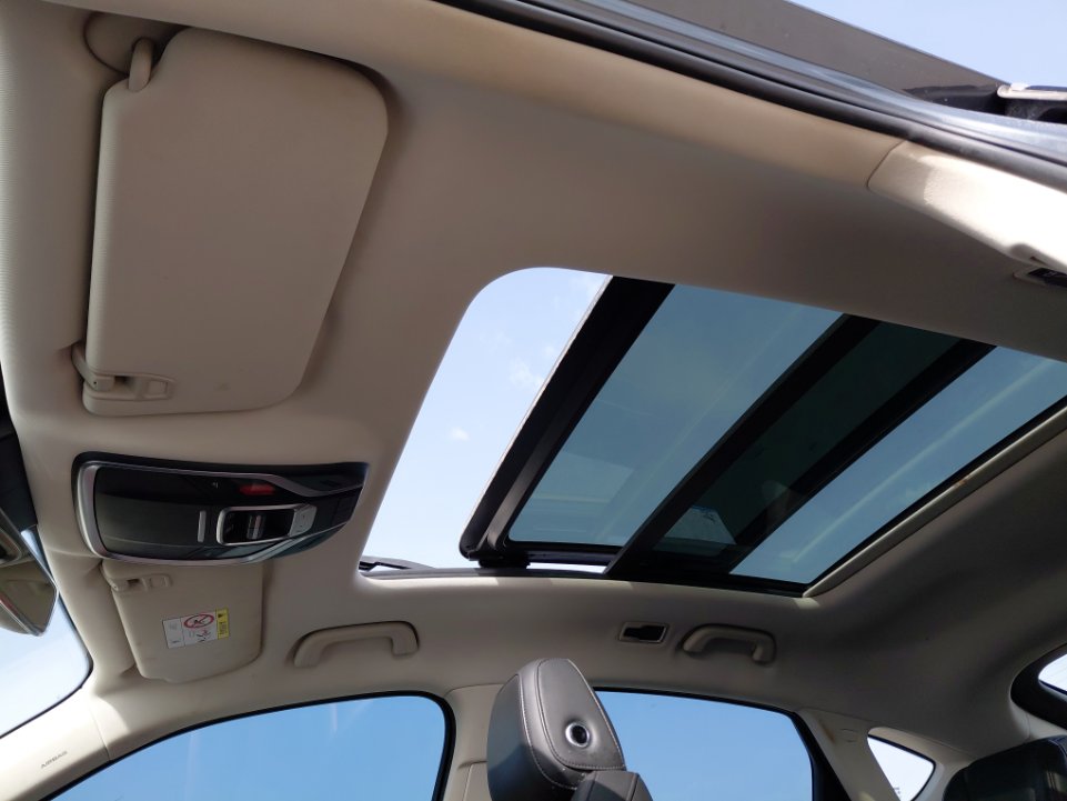 جيلي توجيلا  لوكس رياضية 2022 image