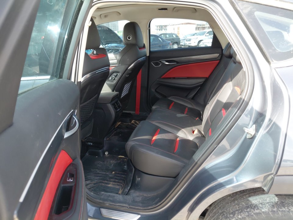 جيلي توجيلا  لوكس رياضية 2022 image