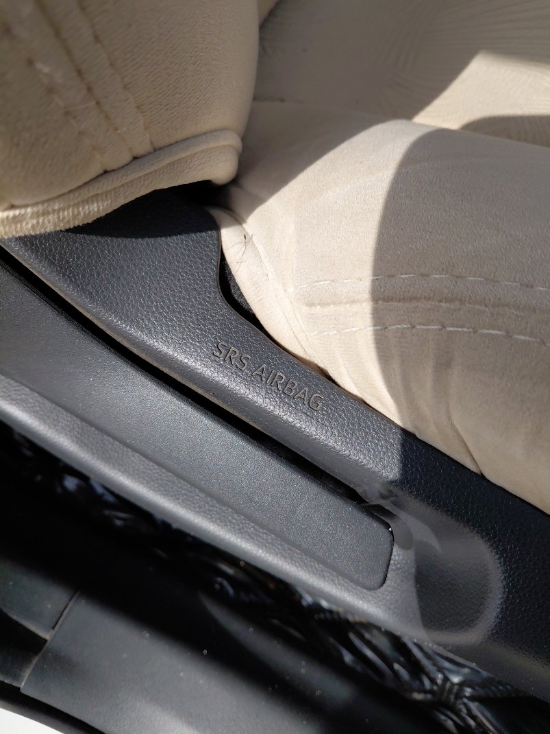 تويوتا يارس YX 2024 image