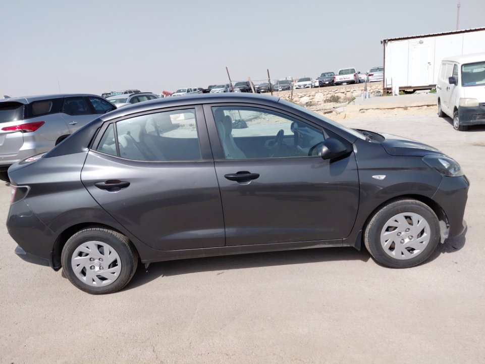 Hyundai GRAND i10 STD 2024 image