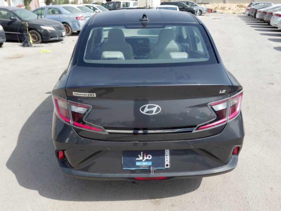 Hyundai GRAND i10 STD 2024 image