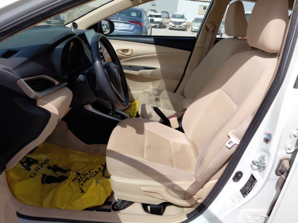 تويوتا يارس Y FLT  2020 image