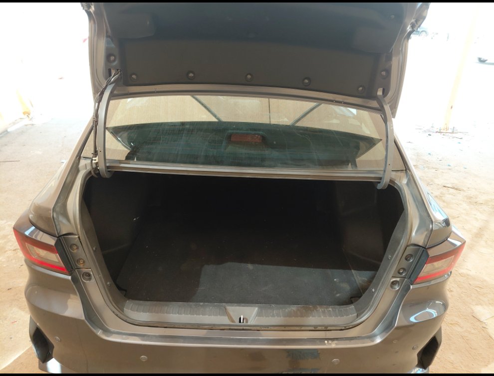 تويوتا يارس Y 2024 image