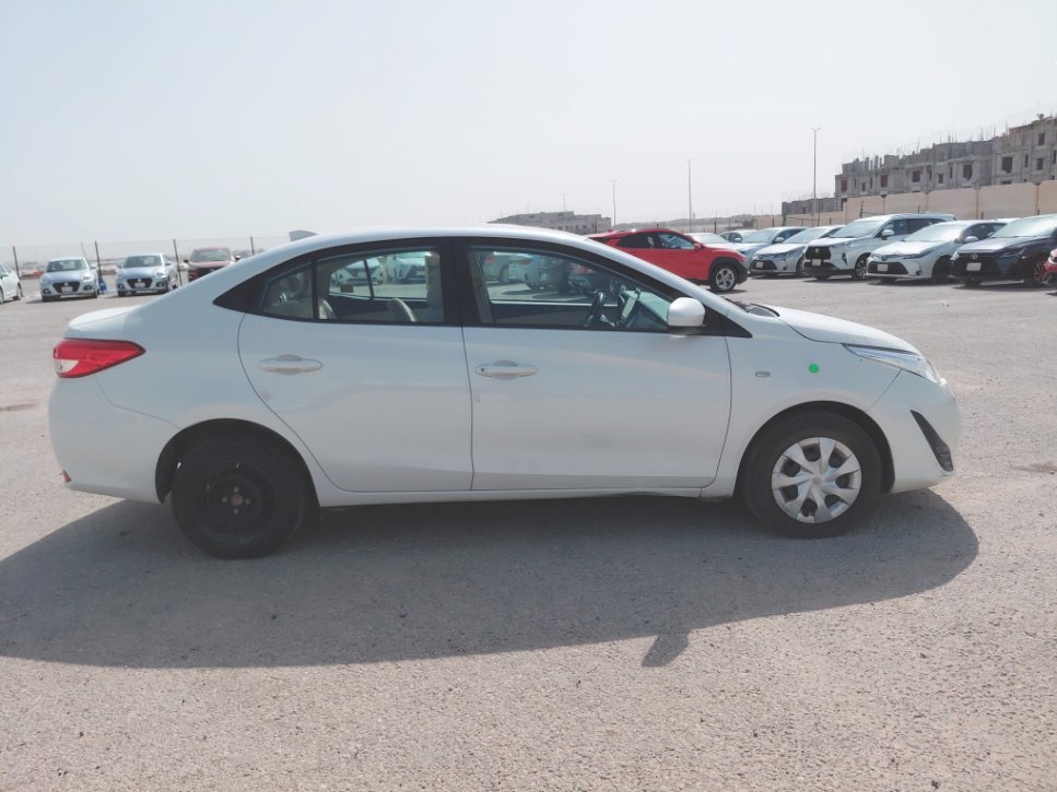 تويوتا يارس Y FLT  2020 image