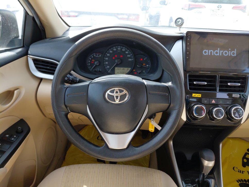 تويوتا يارس Y FLT  2020 image