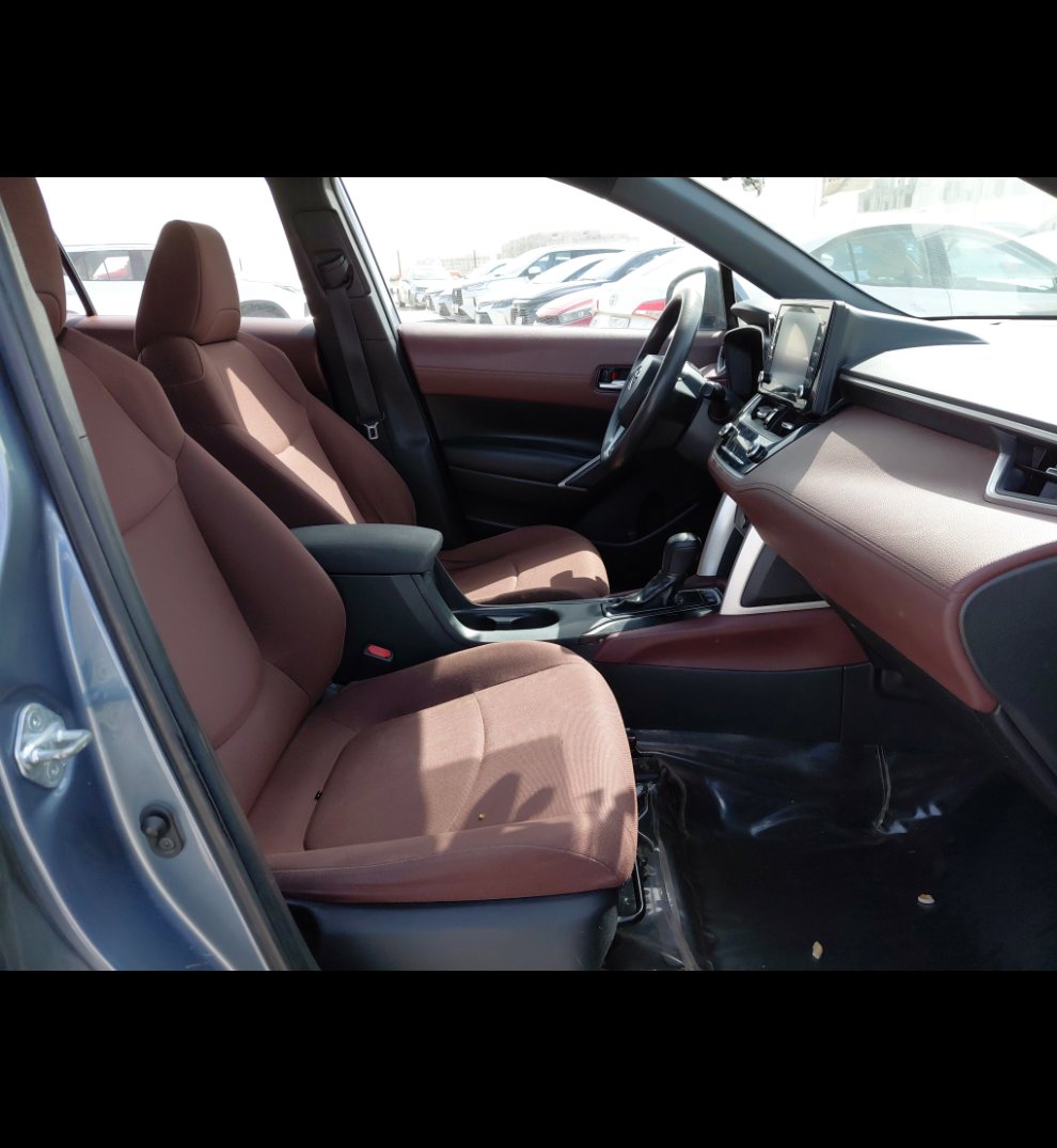 تويوتا كورولا كروس LE HEV - FWD - 2021 image