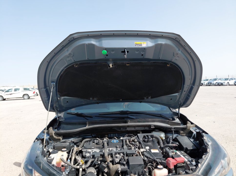 تويوتا كورولا كروس LE HEV - FWD - 2021 image