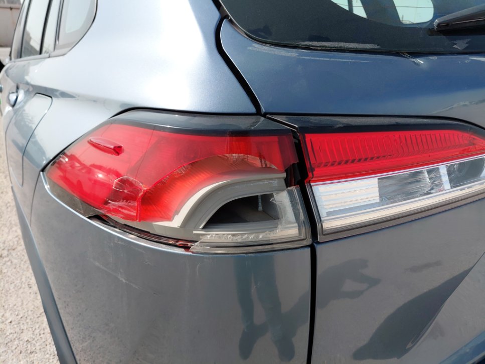 تويوتا كورولا كروس LE HEV - FWD - 2021 image