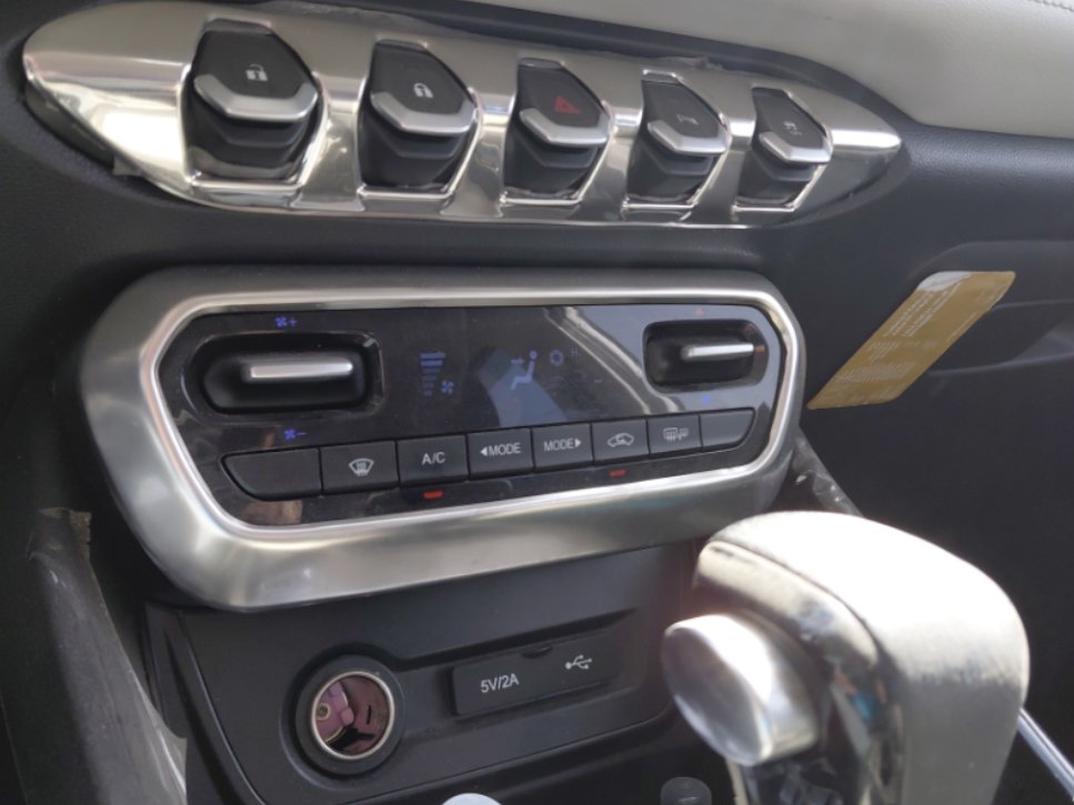 شفروليه كابتيفا LS 2023 image