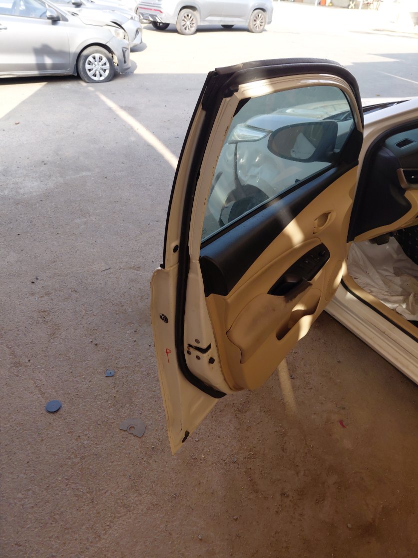 تويوتا يارس Y 2020 image