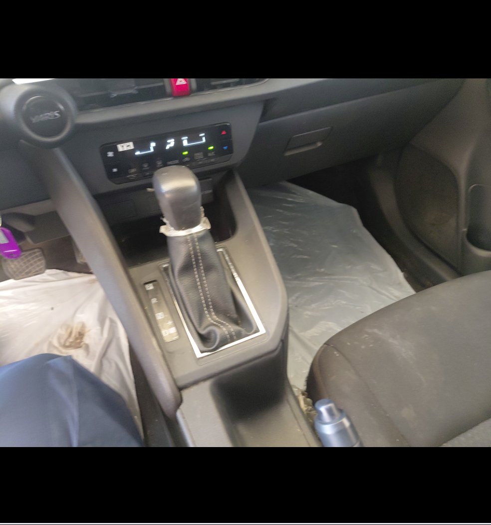 تويوتا يارس Y 2024 image