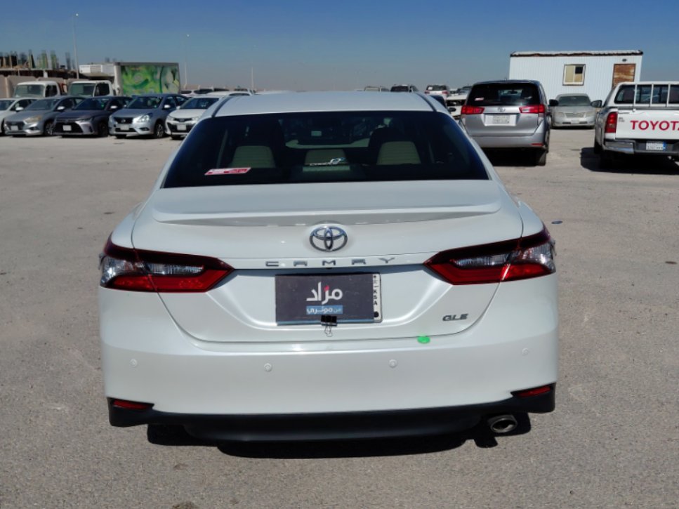 تويوتا كامري GLE 2022 image